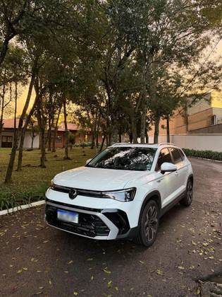 VOLKSWAGEN TAOS 1.4 250 TSI TOTAL FLEX HIGHLINE AUTOMÁTICO VOLKSWAGEN TAOS 1.4 250 TSI TOTAL FLEX HIGHLINE AUTOMÁTICO